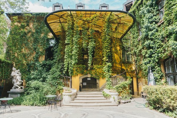 How can property investors capitalize on the growing demand for green buildings in the UK?